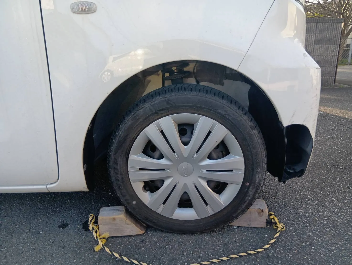 DAIHATSU　タント　鈑金修理