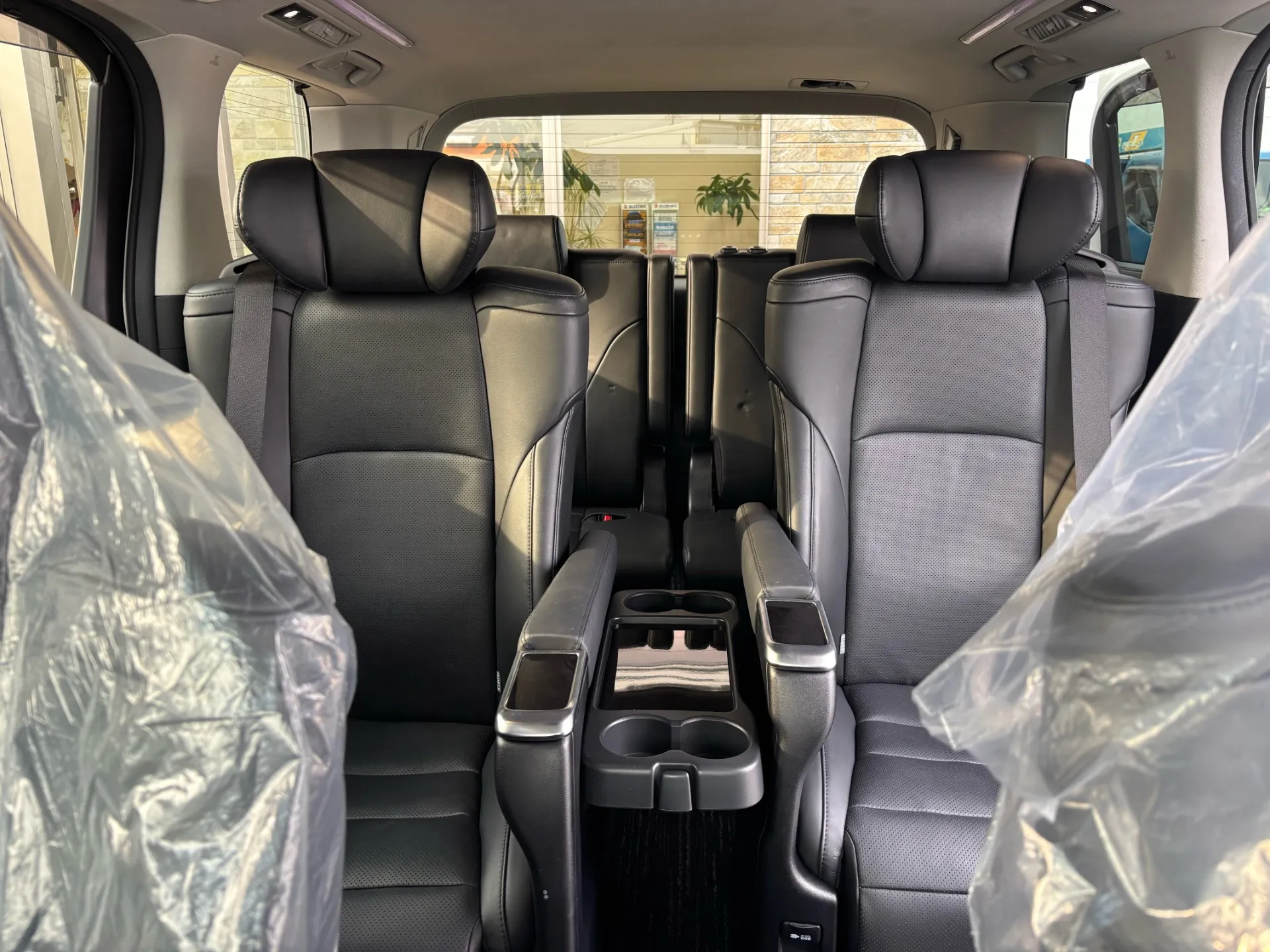 TOYOTA　ヴェルファイア　中古リース販売