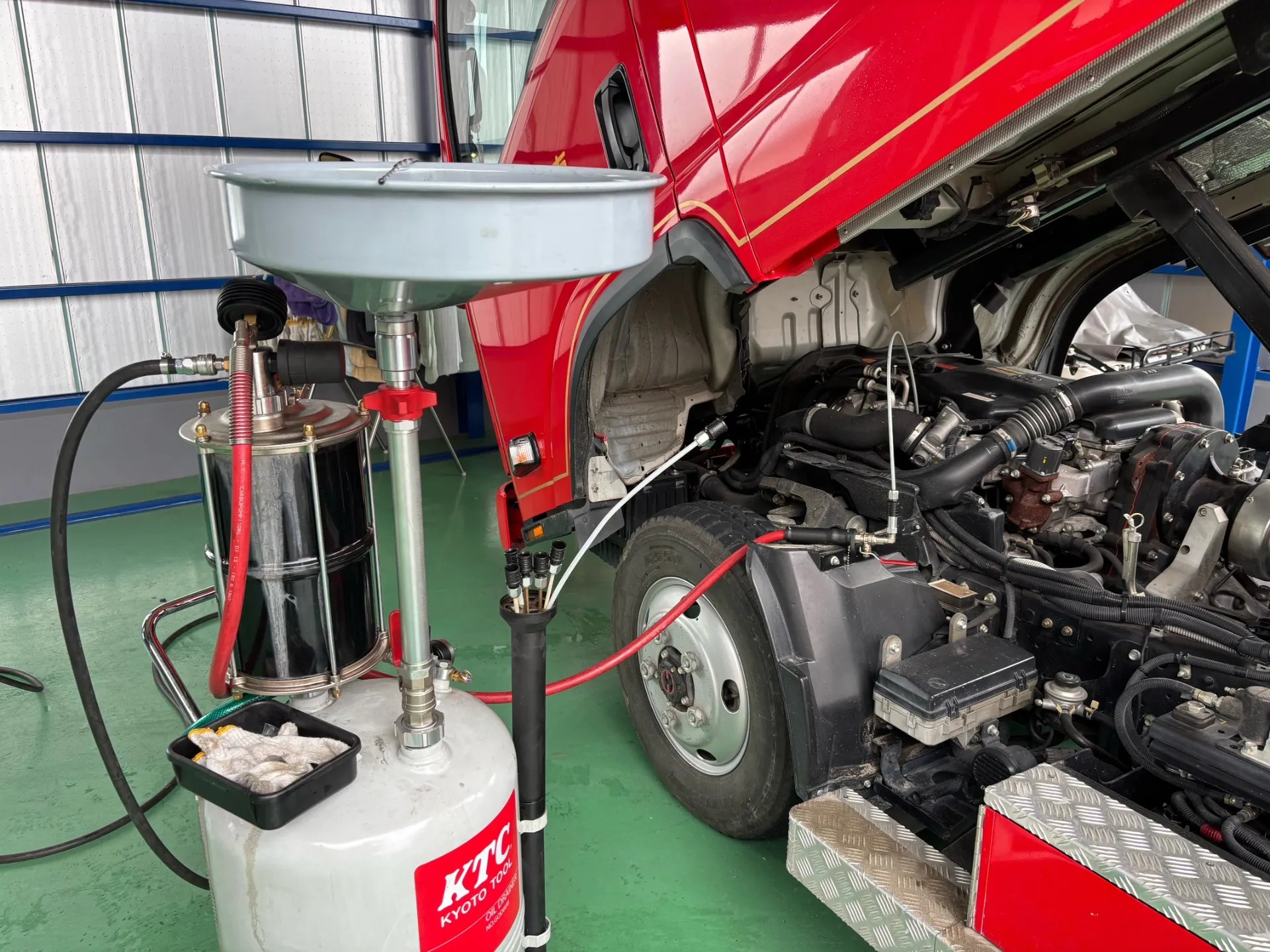 KTC　オイルドレーナー　見えるくん　めちゃくちゃ便利です‼