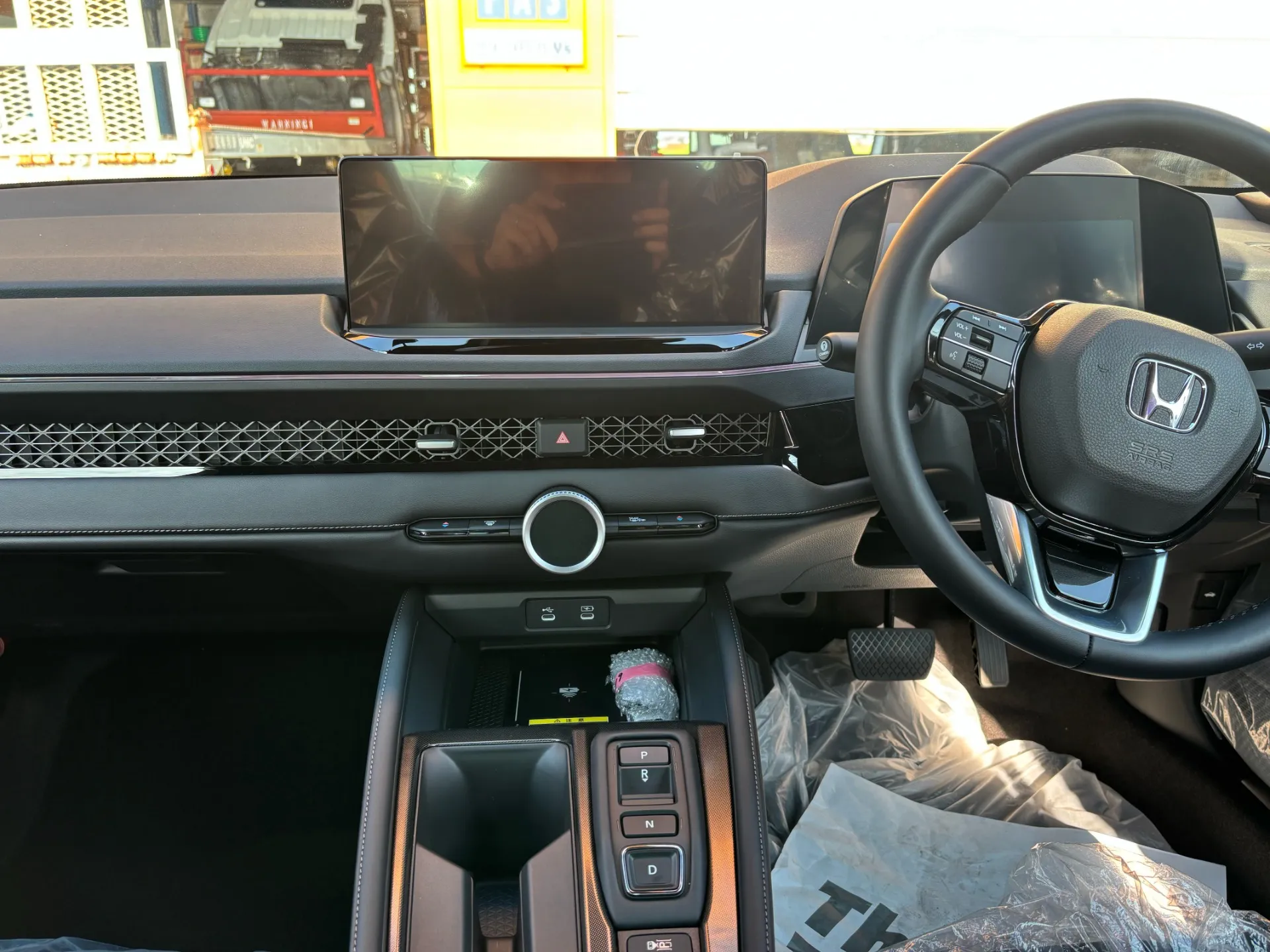 新車販売　HONDA　アコード