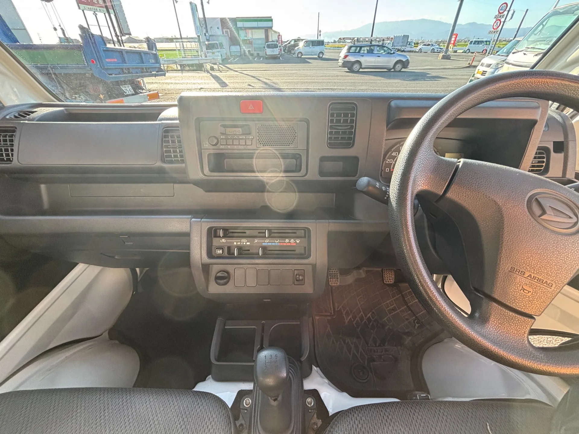 DAIHATSU　ハイゼット　中古車販売