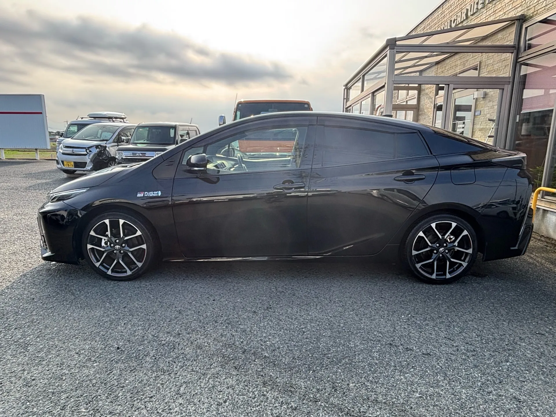 TOYOTA　プリウス　PHV　S　GRスポーツ　中古車販売
