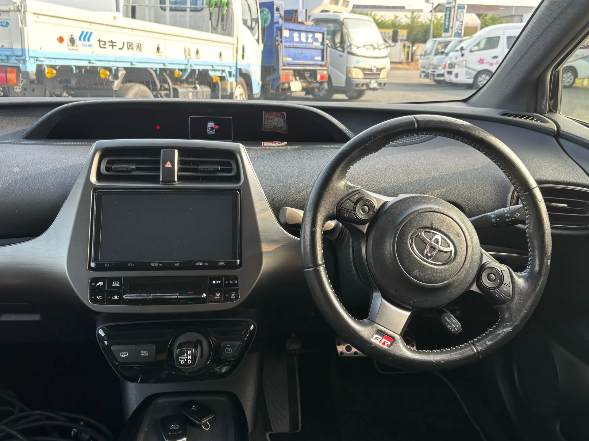 TOYOTA　プリウス　PHV　S　GRスポーツ　中古車販売